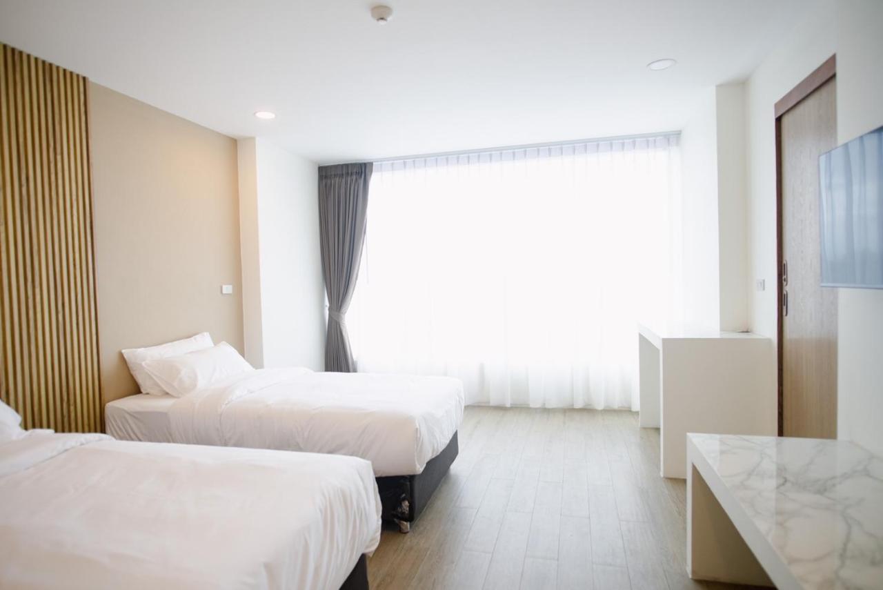 Hotel Agnes Buriram Exterior photo