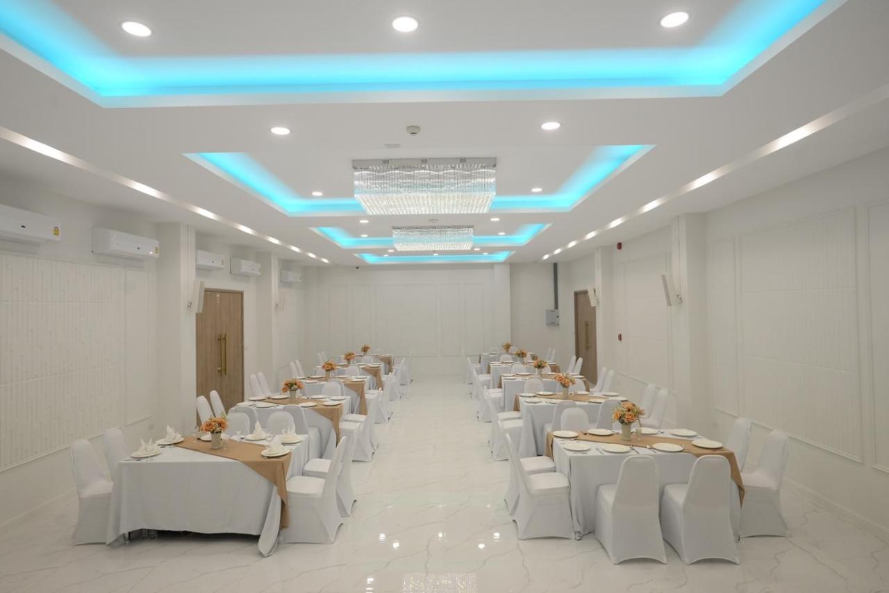 Hotel Agnes Buriram Exterior photo