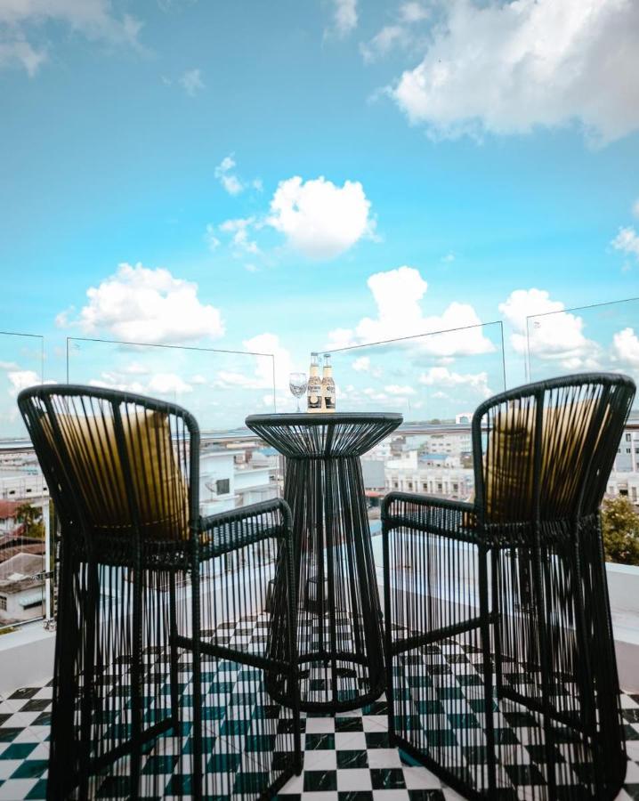 Hotel Agnes Buriram Exterior photo